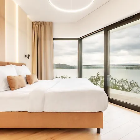 View & 4* Живец